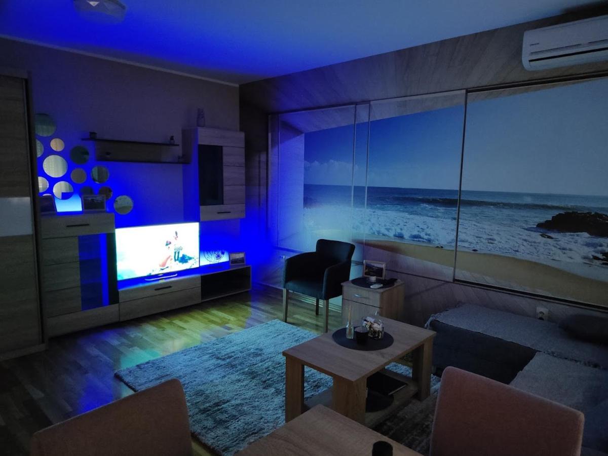 Apartman Espresso Sa Parkingom سريمسكا ميتروفيكا المظهر الخارجي الصورة