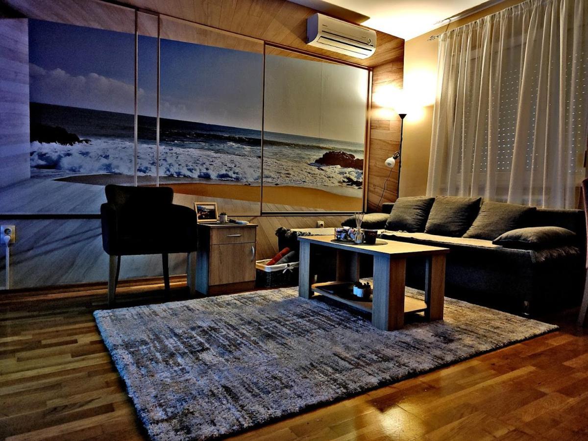 Apartman Espresso Sa Parkingom سريمسكا ميتروفيكا المظهر الخارجي الصورة