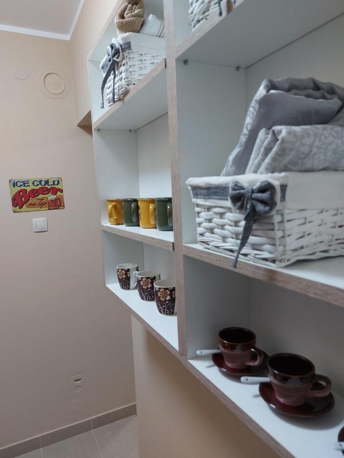 Apartman Espresso Sa Parkingom سريمسكا ميتروفيكا المظهر الخارجي الصورة